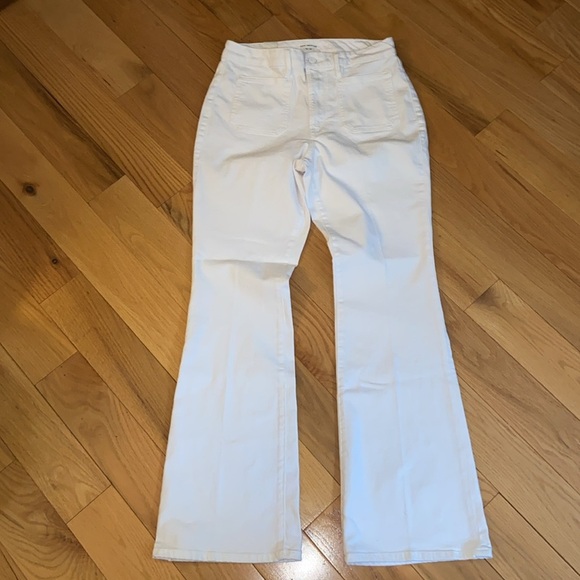 NWT Good American Good Classic Boot Jeans in White with patch pockets size 10/30 - Picture 8 of 14